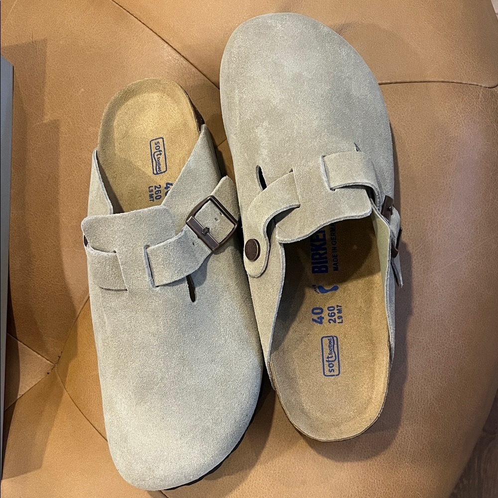 Birkenstock Boston in Khaki